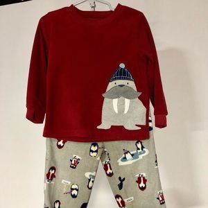 2T Carter’s pajamas winter themed with walrus and penguins